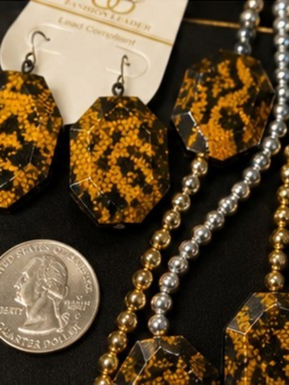 Vintage 90s Leopard Print Acrylic Necklace Earrings Set Long Statement Piece - Picture 2 of 11